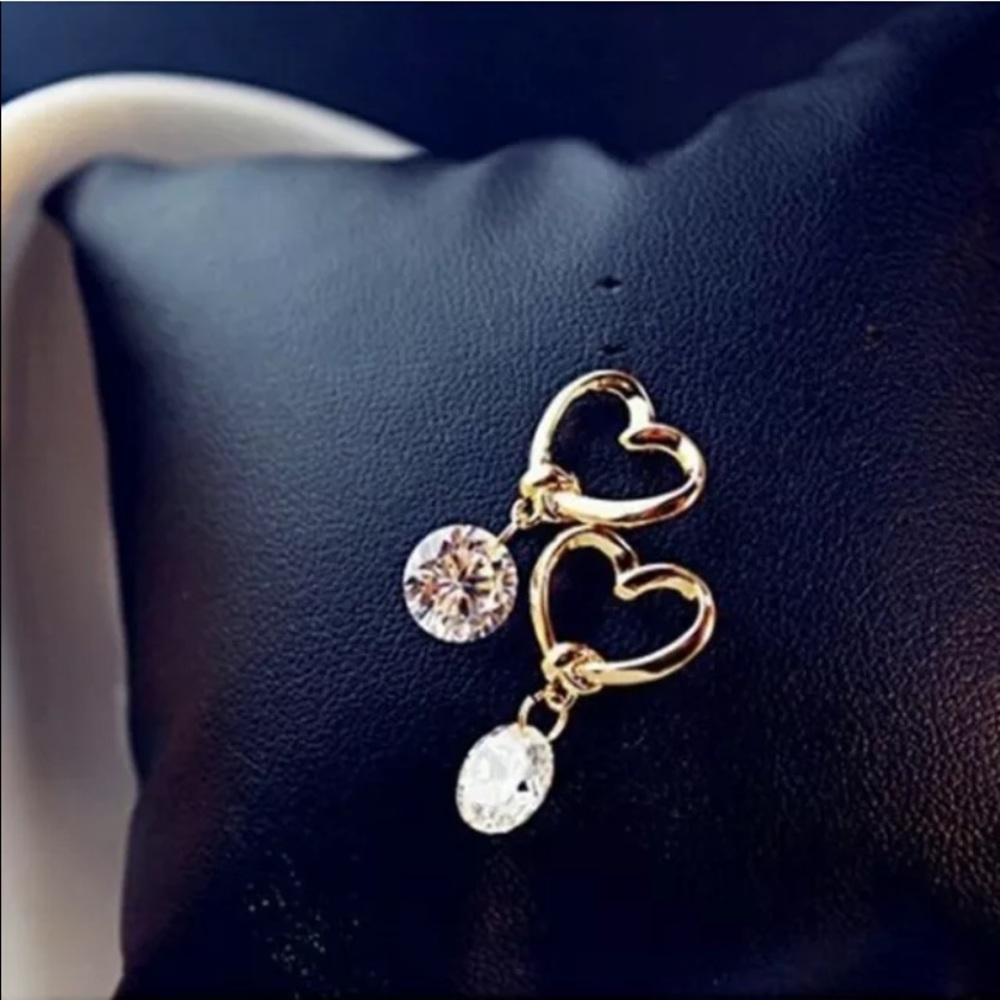Gold Heart Earrings with Crystals NEW - Picture 4 of 14